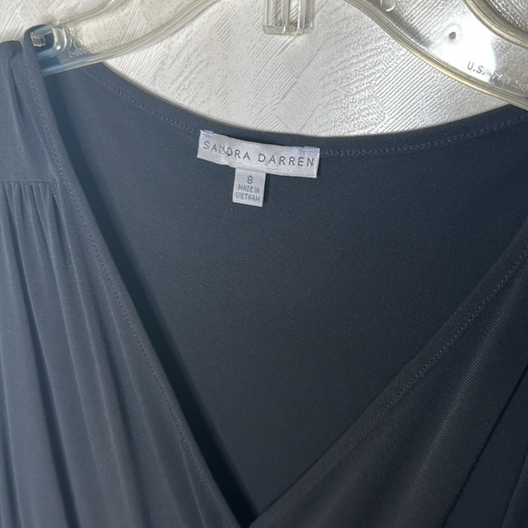 SANDRA DARREN Black White
Striped Layered Round Hem Sleeveless
Maxi Dress 8 - Picture 9 of 10